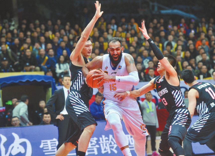 包含江苏男篮备战四川队，决胜时刻的词条