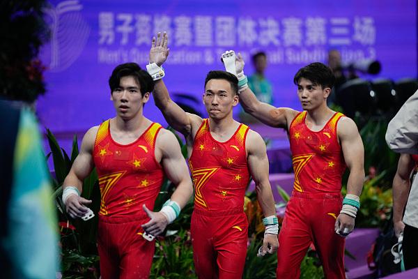 新西兰田径健将实力出众,勇夺金牌的简单介绍 新西兰田径健将实力出众,勇夺金牌的简单介绍