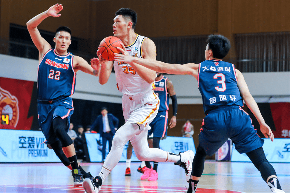 山西队团结一心,逆风顺转连胜 山西队团结一心,逆风顺转连胜