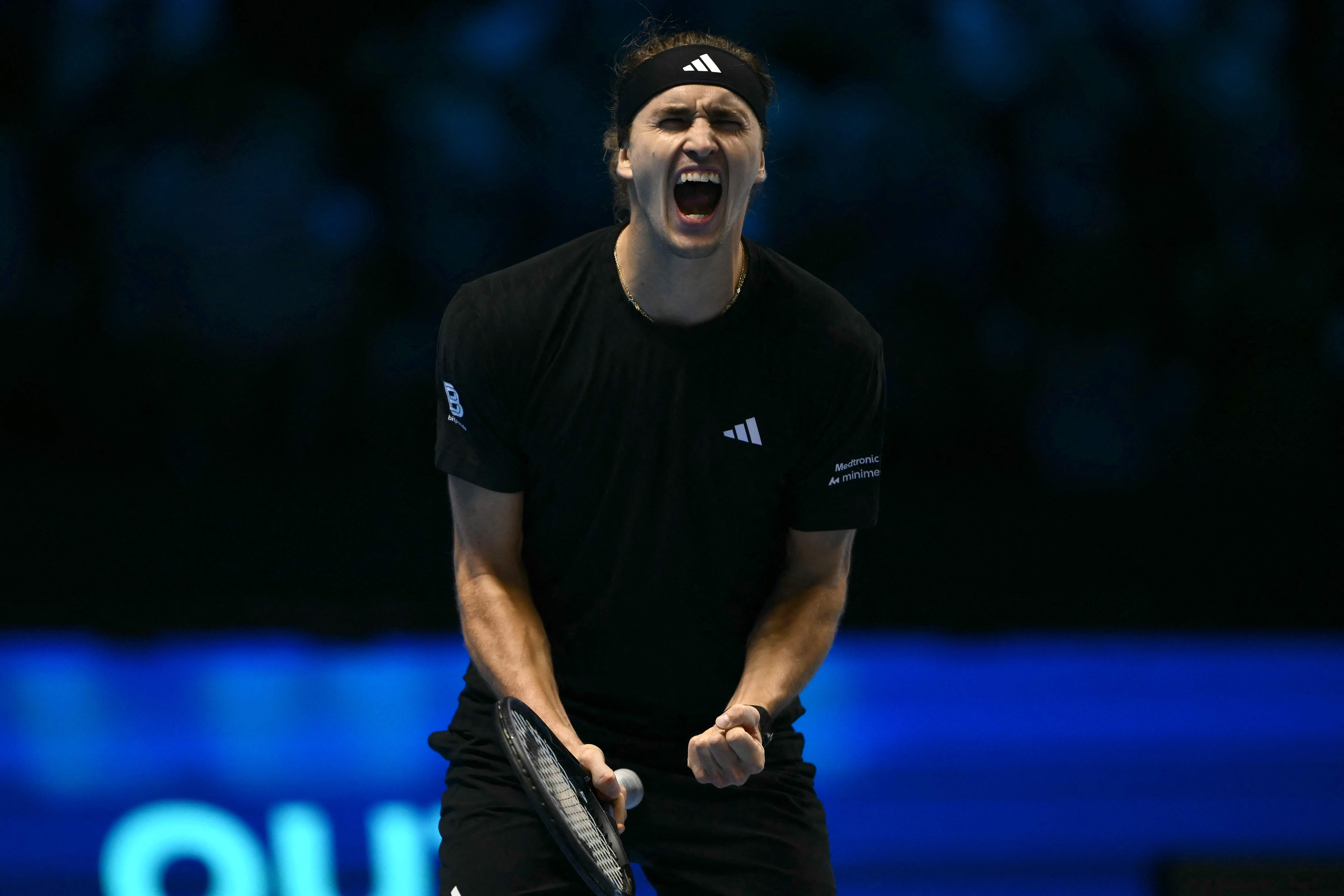 欧洲网球队险胜意大利网球队，兹维列夫高光表现的简单介绍