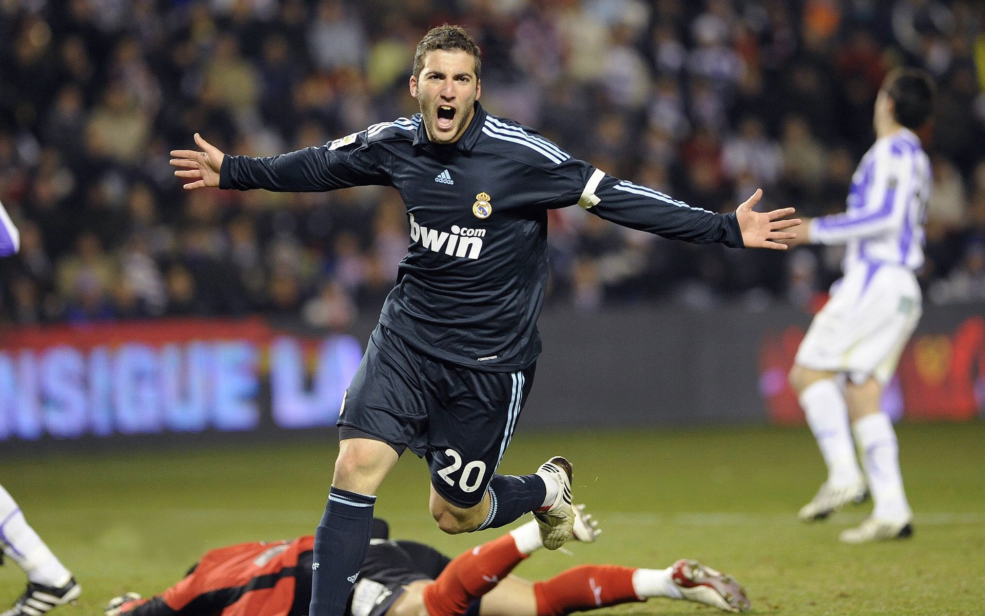 开云官方app入口-欧冠淘汰赛之夜，卡瓦哈尔硬仗之王